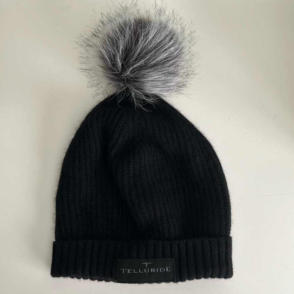 Cirque Rare Telluride Black Cashmere Beanie Hat with Faux Fur Pompom